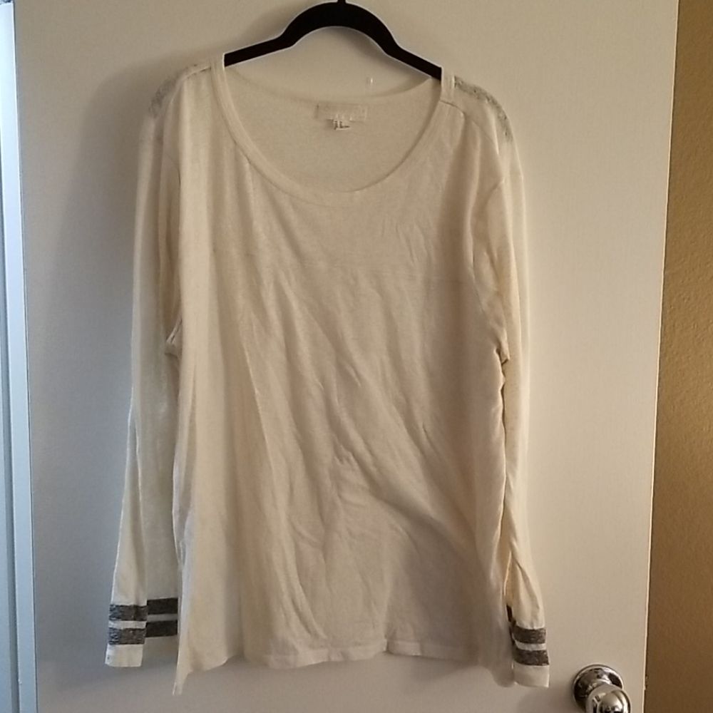 Long sleeve shirt